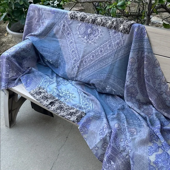 Paisley & Floral Gray Blue Purple Oversized Wool Wrap Scarf w/Faux Fur Accents - Picture 11 of 14